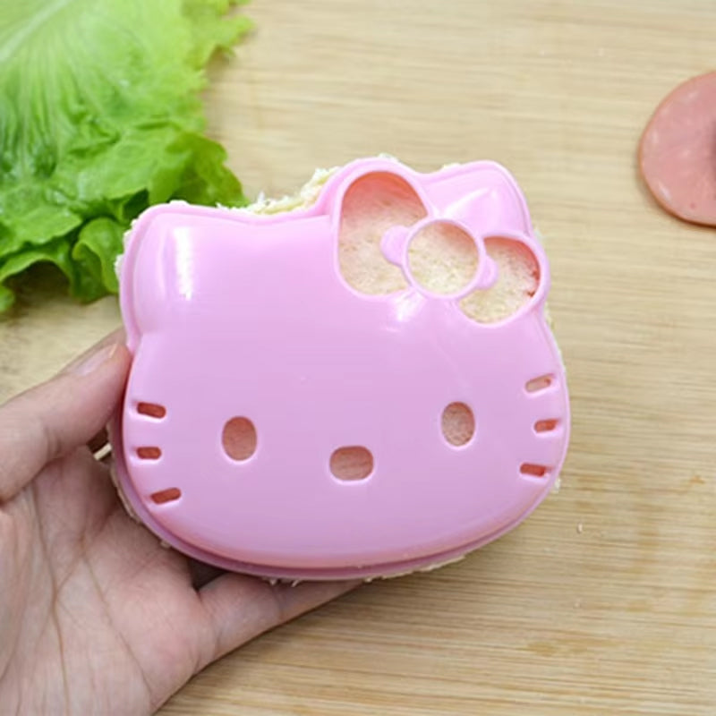 Cat sandwich cutter