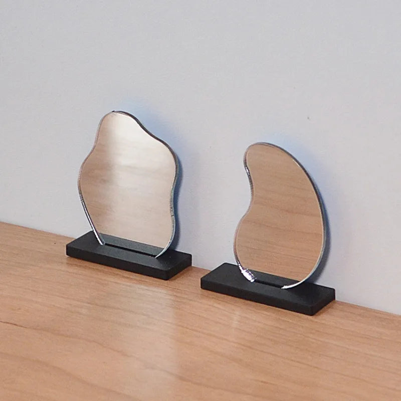 1:12 1:6 Mini Desktop Mirror Dresser Makeup Mirror Model Dollhouse Miniature Scale Home Decor Decoration Doll Accessories Crafts