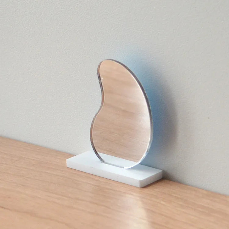 1:12 1:6 Mini Desktop Mirror Dresser Makeup Mirror Model Dollhouse Miniature Scale Home Decor Decoration Doll Accessories Crafts