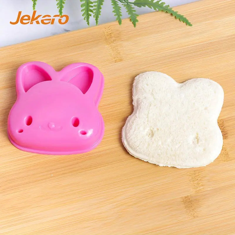Rabbit sandwich cutter