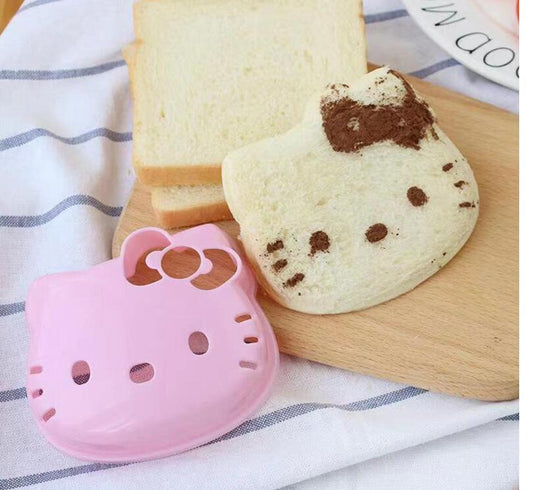 Cat sandwich cutter