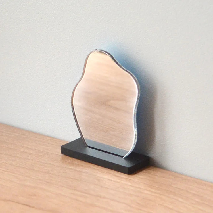 1:12 1:6 Mini Desktop Mirror Dresser Makeup Mirror Model Dollhouse Miniature Scale Home Decor Decoration Doll Accessories Crafts